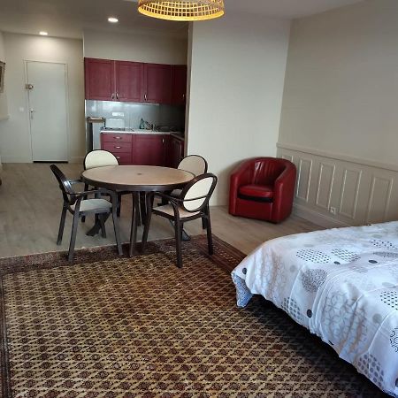 Tres Grand Studio Au Pied Du Plateau D'Angouleme. Экстерьер фото