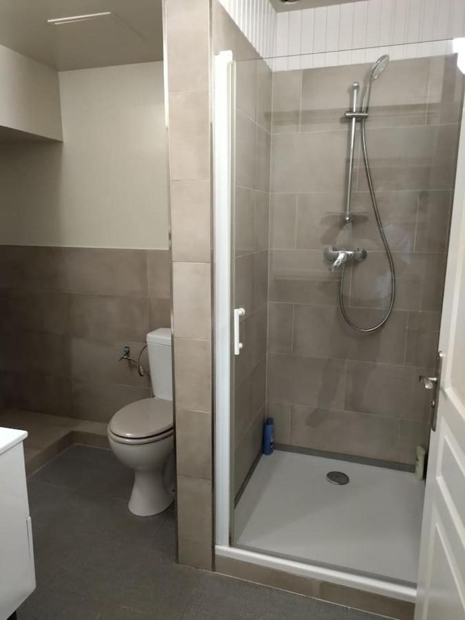 Tres Grand Studio Au Pied Du Plateau D'Angouleme. Экстерьер фото